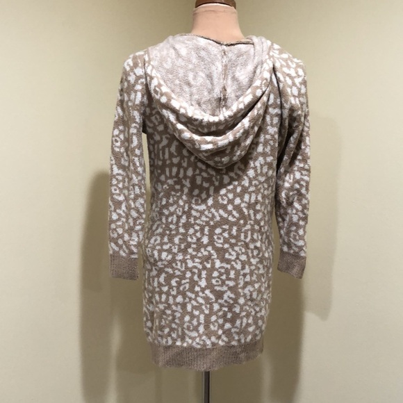 Rachel Zoe Cardigan Sweater Size Small Tan Cream Leopard Plush Hoodie - Picture 4 of 9
